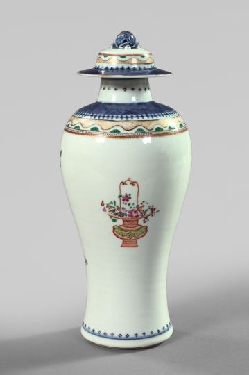Chinese Export Blue and White Porcelain 2f884