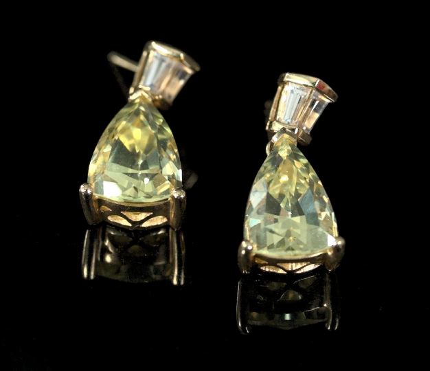 Pair of Fourteen Karat Yellow Gold  2f991