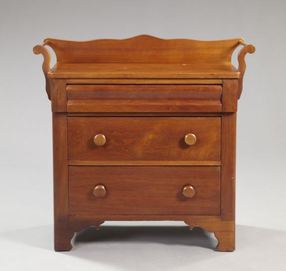 American Cottage Mahogany Washstand  2fe36