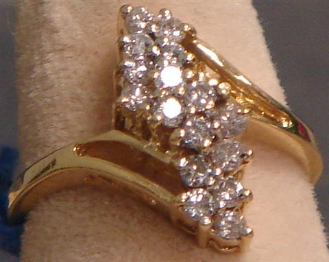 14K YG diamond ring, 16 small stones,