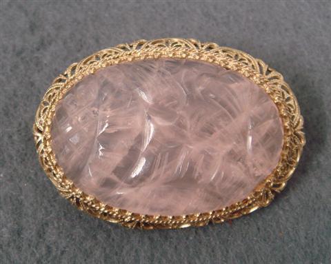 Oval 14K YG carved quartz pin  3bb6f