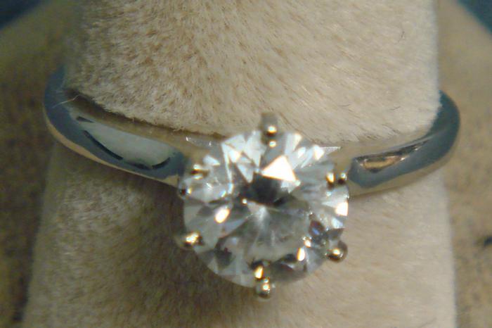 14K YG engagement ring, 1.21 carat