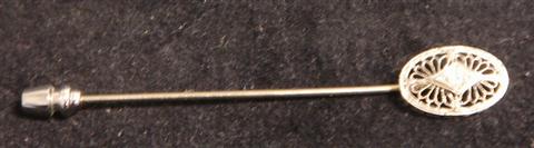 18K WG filigree stickpin with 3-5