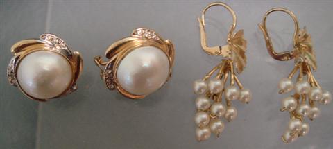 2 pr 14K YG pearl earrings 8 9 3bb9c