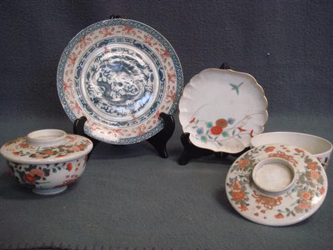 4 pcs Chinese porcelain 2 covered 3bc6c