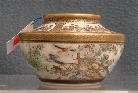 Fine Satsuma bowl with birds in 3bc71