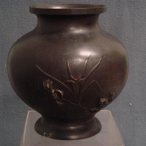 Japanese bronze vase with applied