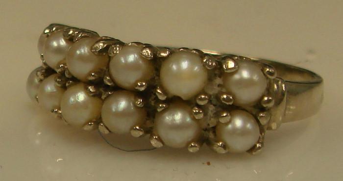 14K WG ring with Twelve Pearls  3bcf1