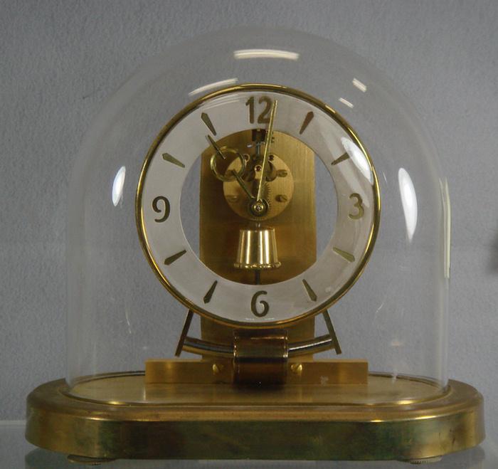 Kundo electromechanical clock, Model