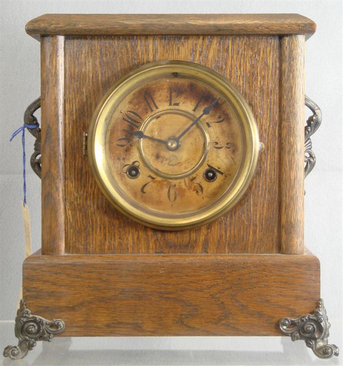 New Haven oak mantle clock metal 3c070