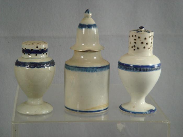 2 Leeds pearlware blue pepper pots  3be0a