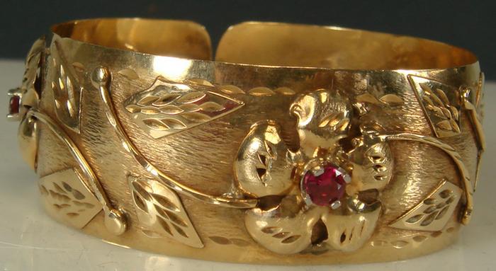 14K yg Bangle Bracelet. 21mm width