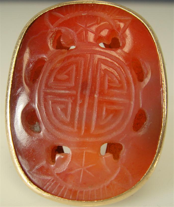 14K yg Carved Jade ring. Large