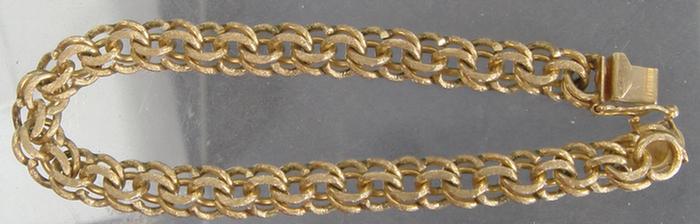 14K yg Bracelet. Double curb link