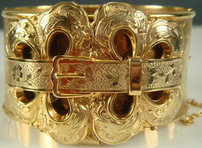 Gold-filled Buckle Bangle Bracelet.