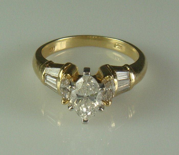 14K YG diamond ring, 7.5 mm x 4.4