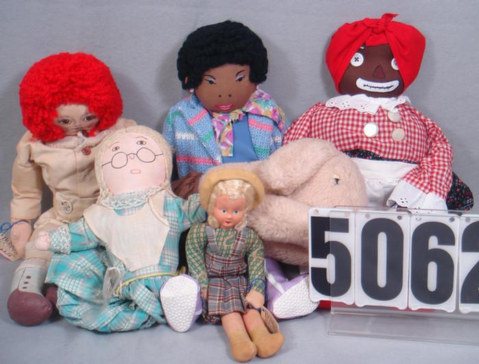 Cloth dolls lot, 11 to 18 inches tall,