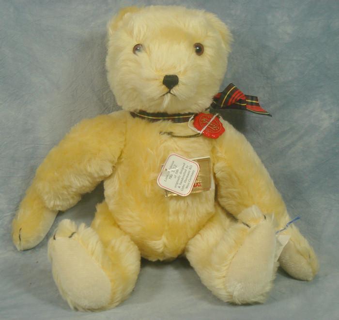 Hermann German made Teddy Bear, 16 1/2