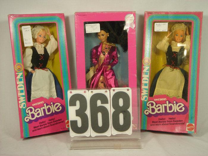 Vintage international Barbie Dolls,