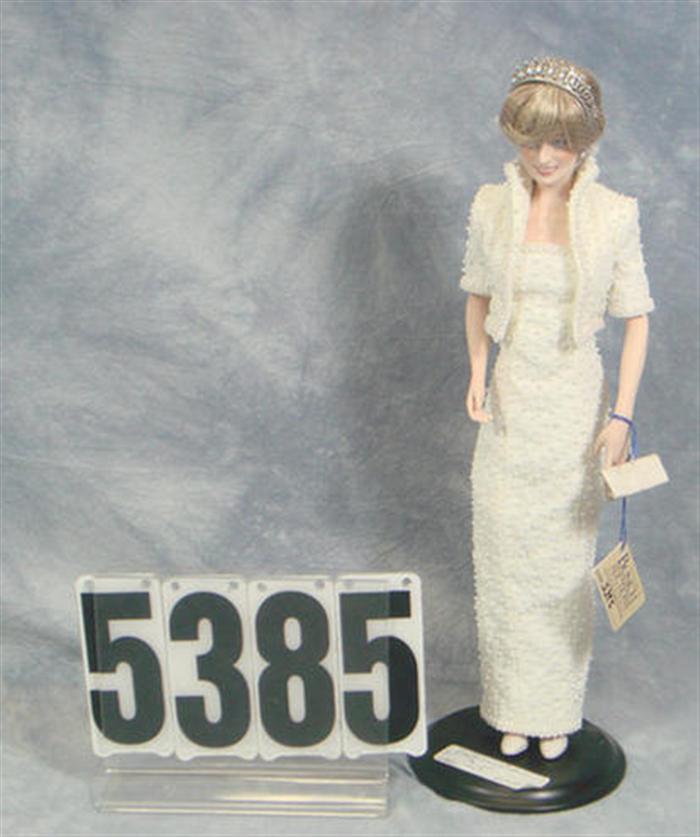 Porcelain Princess Diana Doll  3c94f
