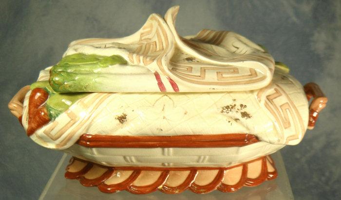 Majolica covered asparagus dish