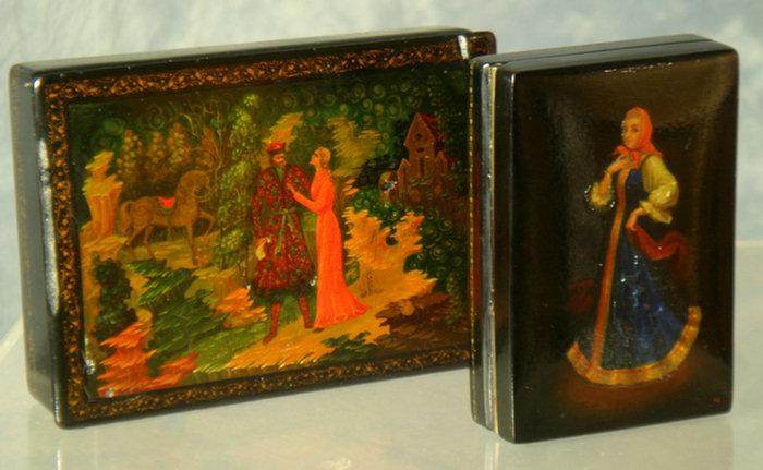 2 Russian lacquer boxes courting 3cd54