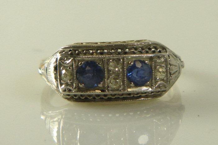 14K Y WG filigree ring 2 sapphires 3cd75