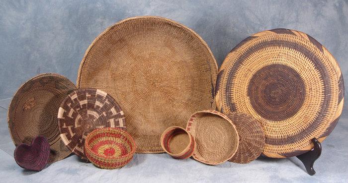 9 Native American woven baskets  3cdb2