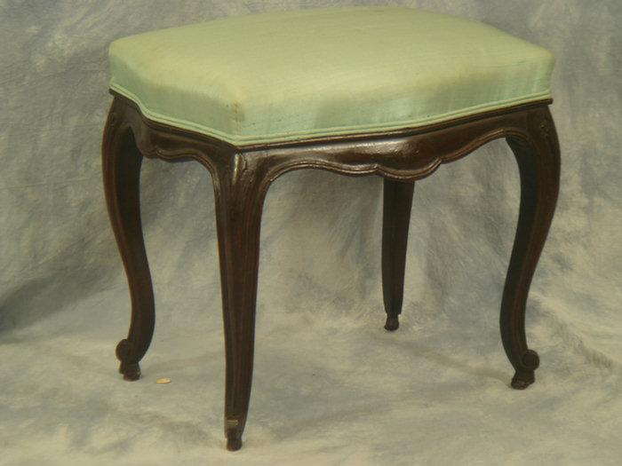 Carved walnut Victorian footstool  3cdfe