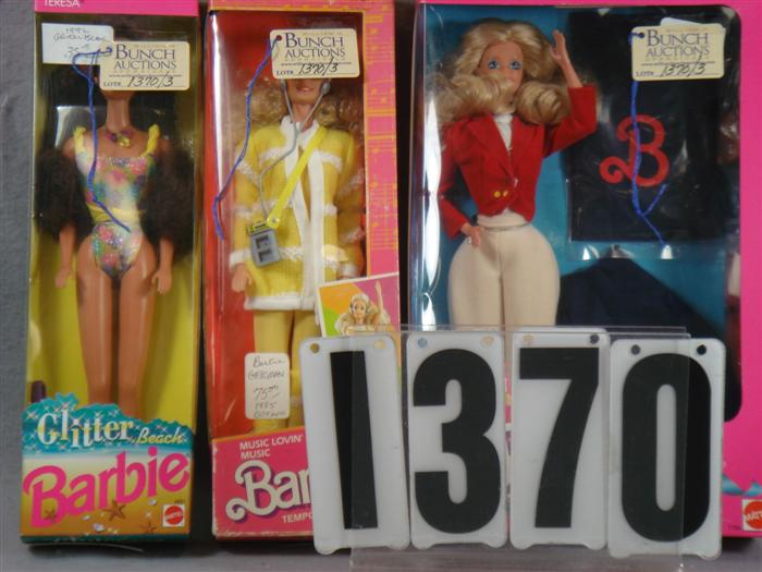 Lot of 3 Barbies to include 1992 3d223