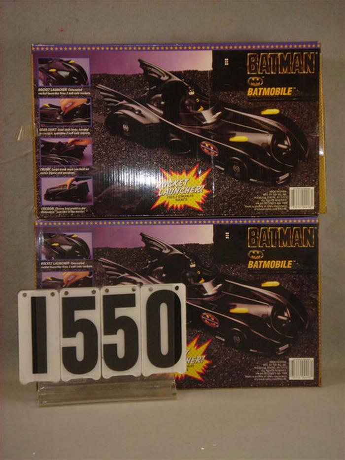 Lot of 2 Batman Batmobile Rocket 3d262