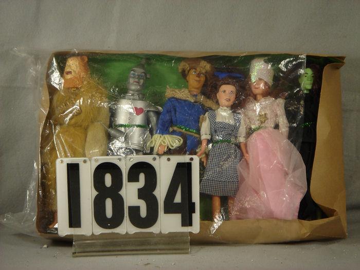 Lot of 6 Wizard of Oz dolls, including
