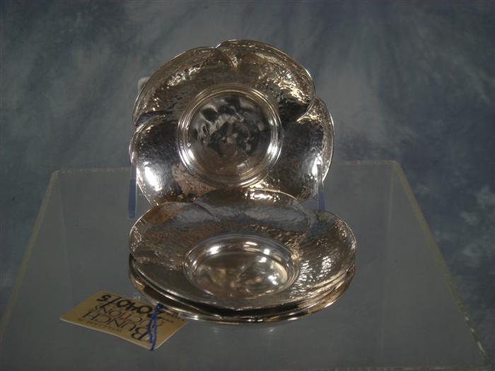 5 hammered Japanese silver saucers  3d3d0