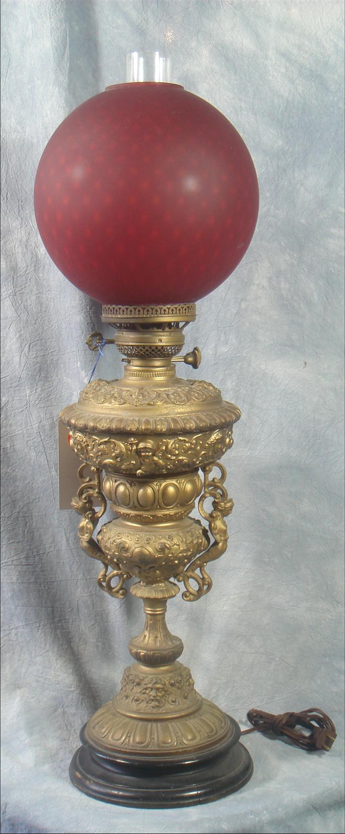 Victorian style banquet lamp frosted 3d452