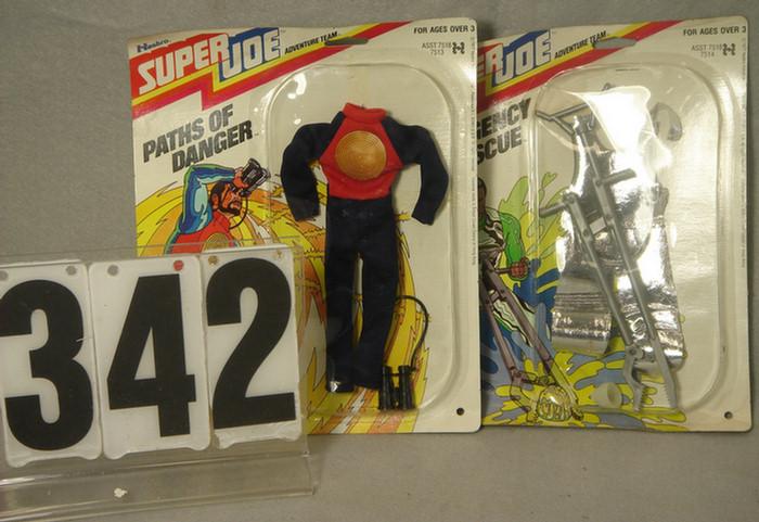 Lot of 2 1977 Gi Joe Super Joe 3d0cc