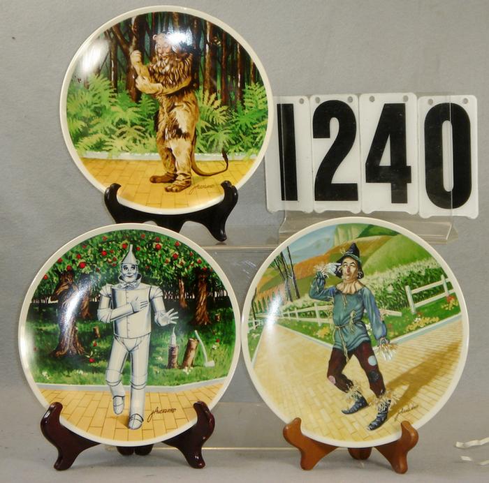 Lot of 3 Wizard of Oz collectors plates,