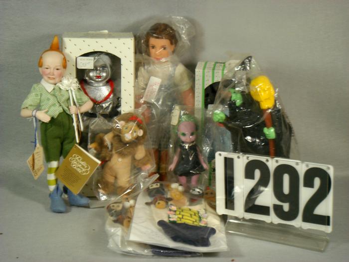 Lot of 10 Wizard of Oz related 3d1ea