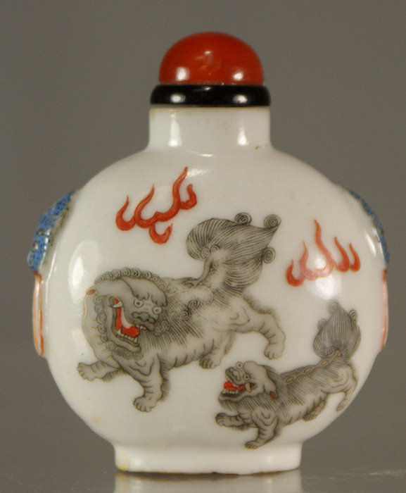  1 porcelain Dao Quang snuff bottle  3d6ac