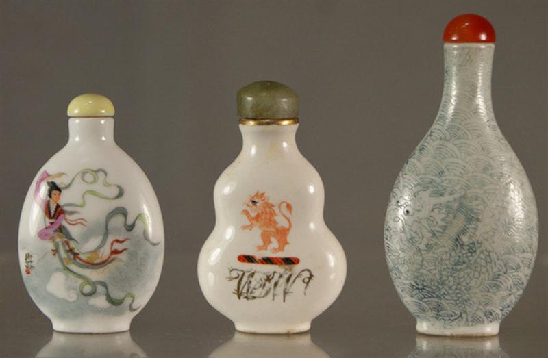  3 porcelain snuff bottles various 3d6ad