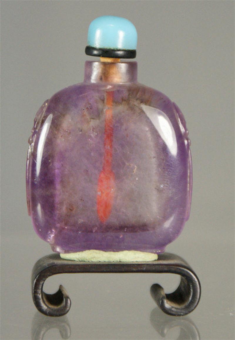 (1) carved amethyst crystal snuff