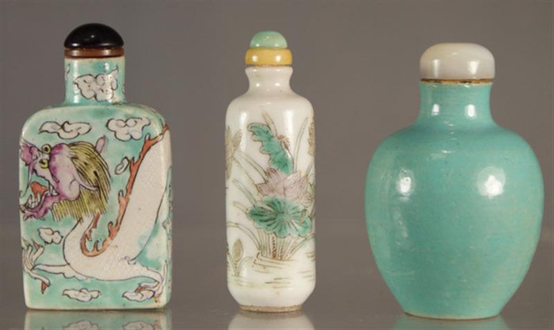 (3)  porcelain snuff bottles,2