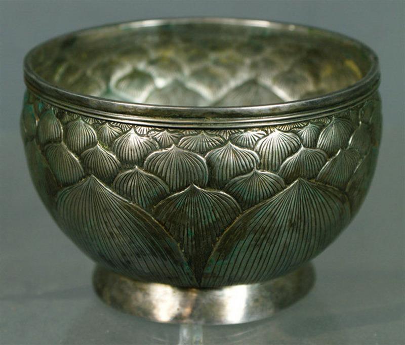 Round Chinese silver bowl, overall