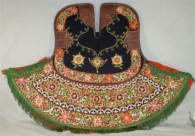 Persian embroidered horse cover  3d71e