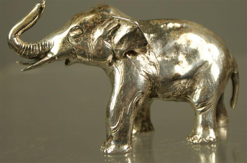 S Kirk Son sterling silver elephant 3d783