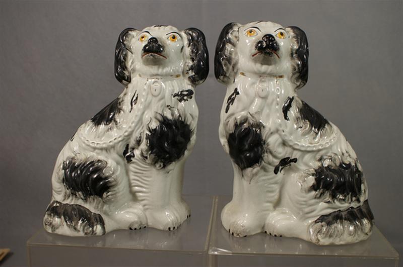 Pr Staffordshire white spaniels,