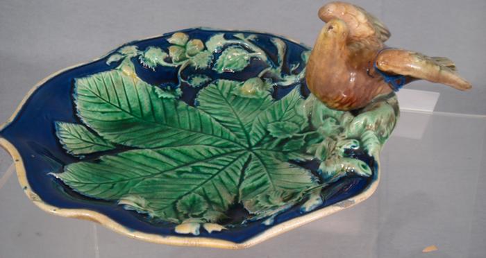 English majolica serving dish,