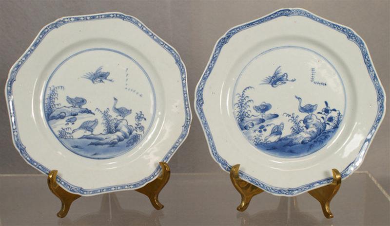 Pair of 19th c Chinese porcelain