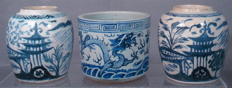 Lot of 20th c Chinese porcelain 3d600