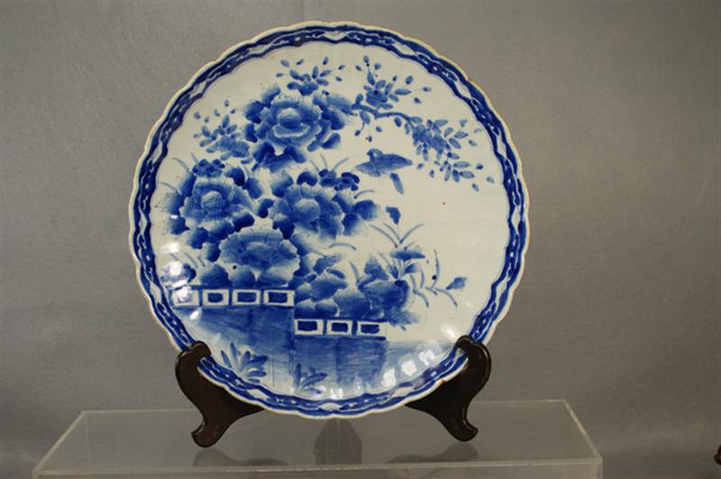 Pair of 19th 20th Japanese porcelain 3d604