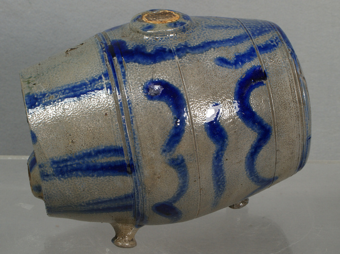 Blue decorated stoneware keg on